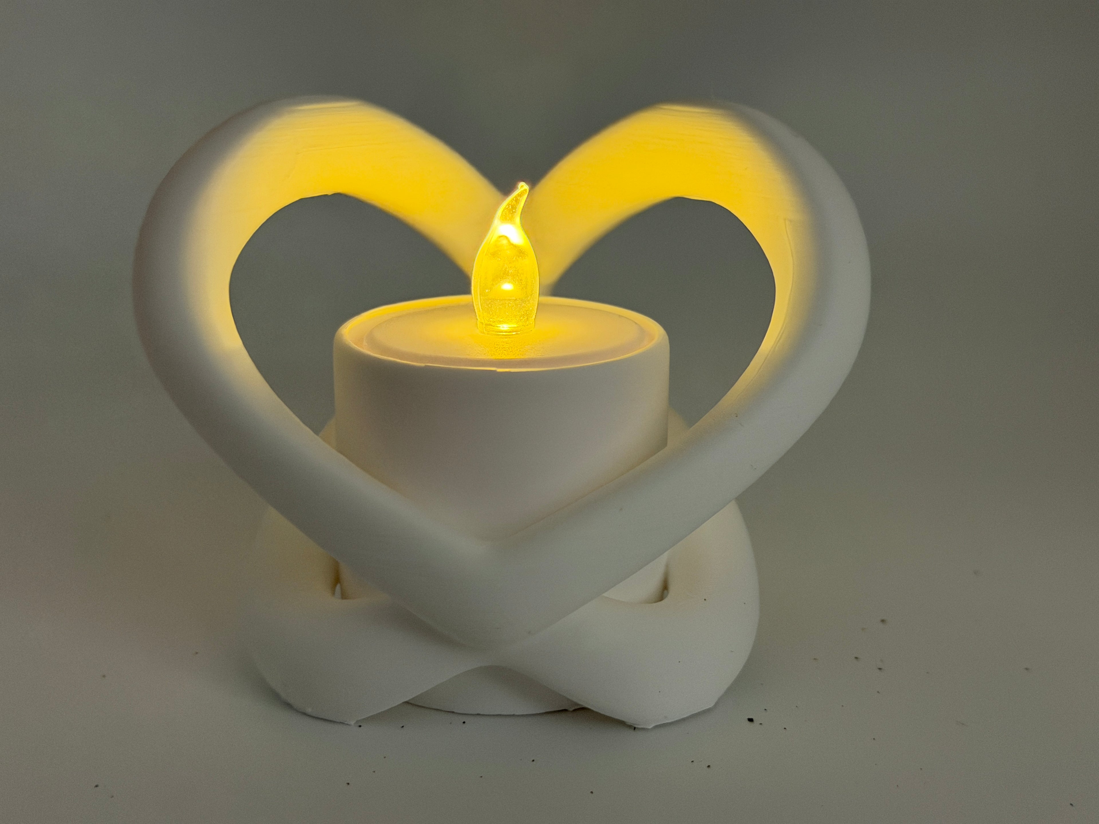 Romantic Infinite Heart Tealight Holders